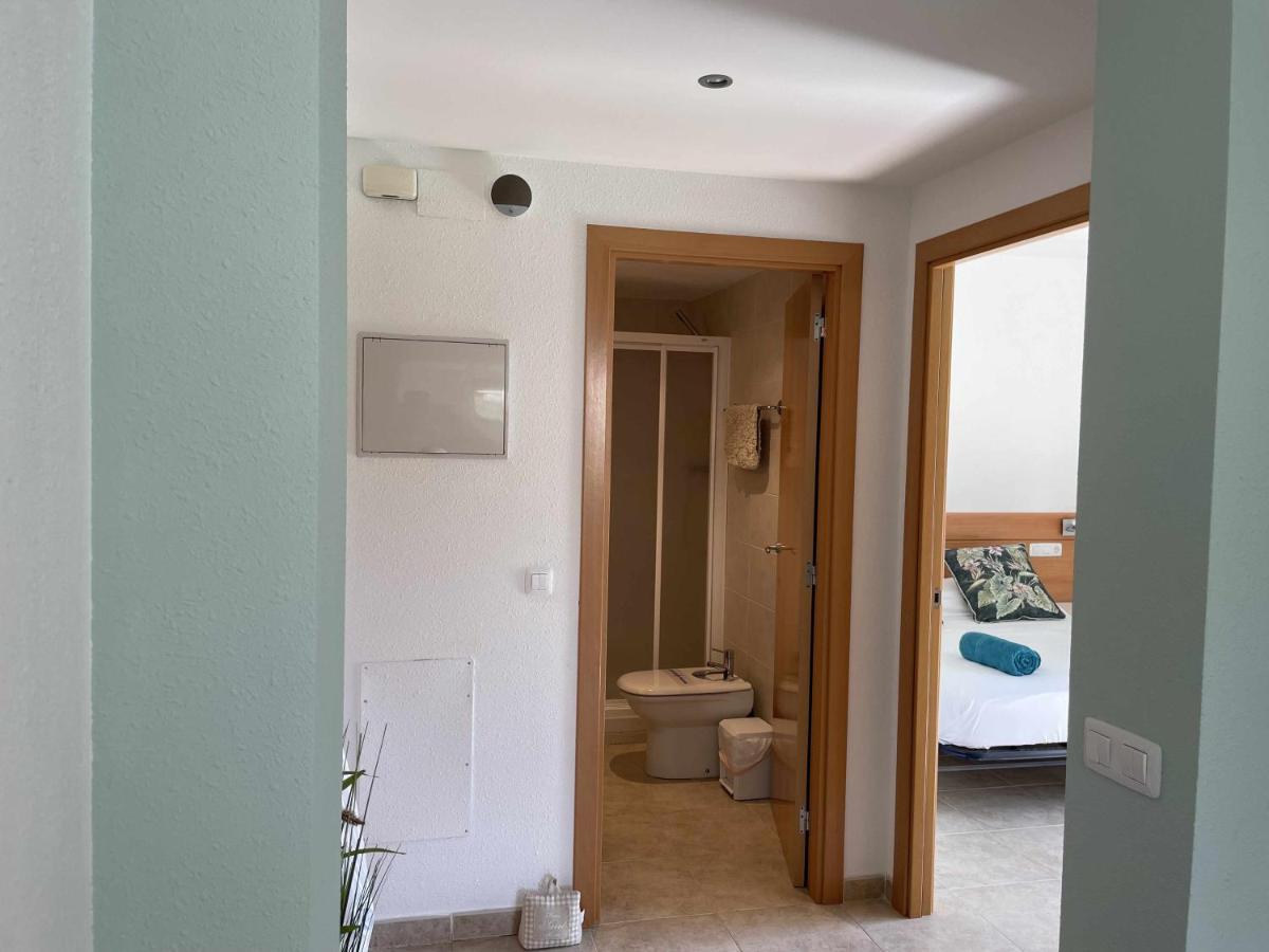 Solarium Con Terraza A 5 Minutos De La Playa Apartment Girona Luaran gambar