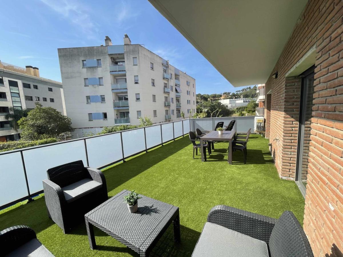 Solarium Con Terraza A 5 Minutos De La Playa Apartment Girona Luaran gambar