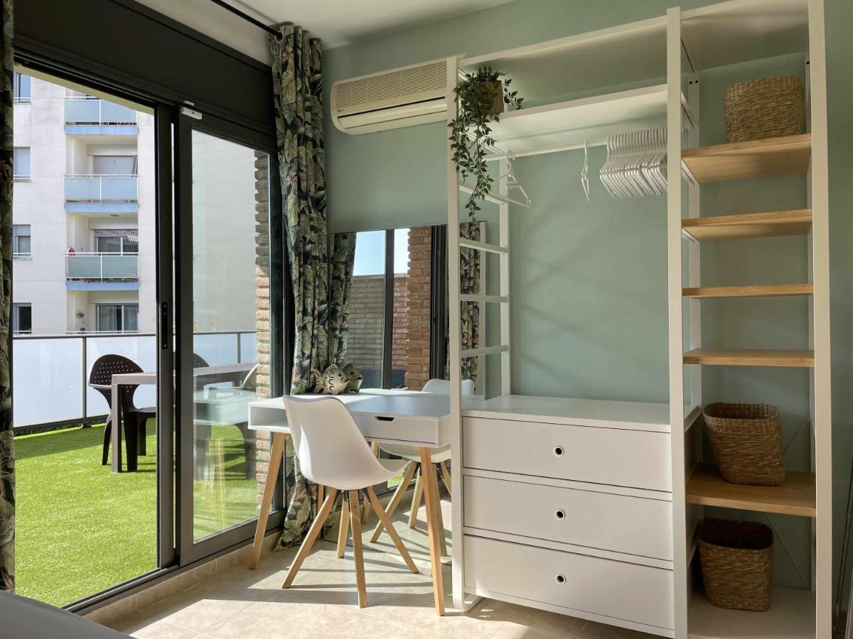 Solarium Con Terraza A 5 Minutos De La Playa Apartment Girona Luaran gambar