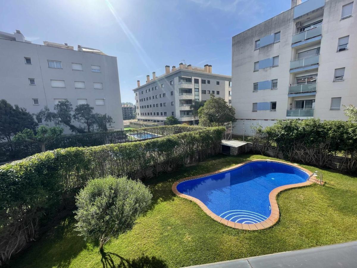 Solarium Con Terraza A 5 Minutos De La Playa Apartment Girona Luaran gambar